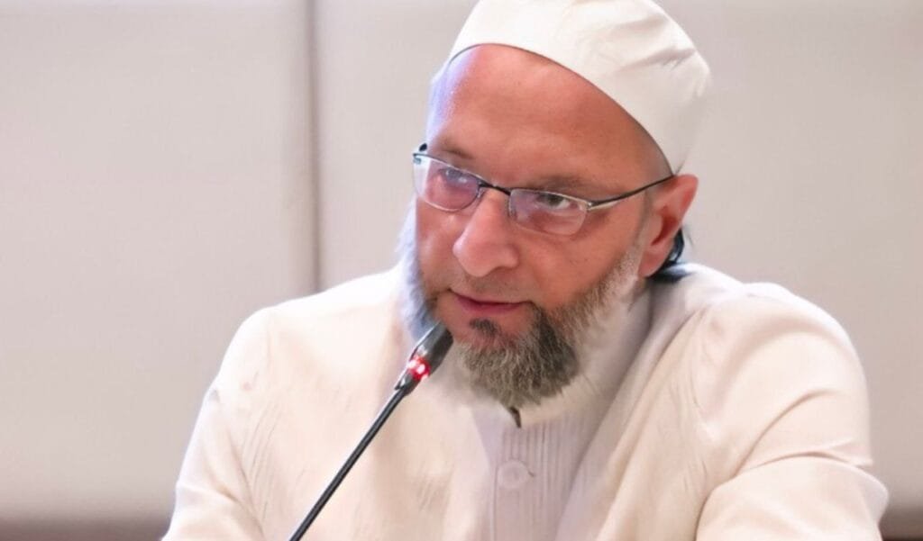 Asaduddin Owaisi Blasts Pakistan in Front of Global Leaders

